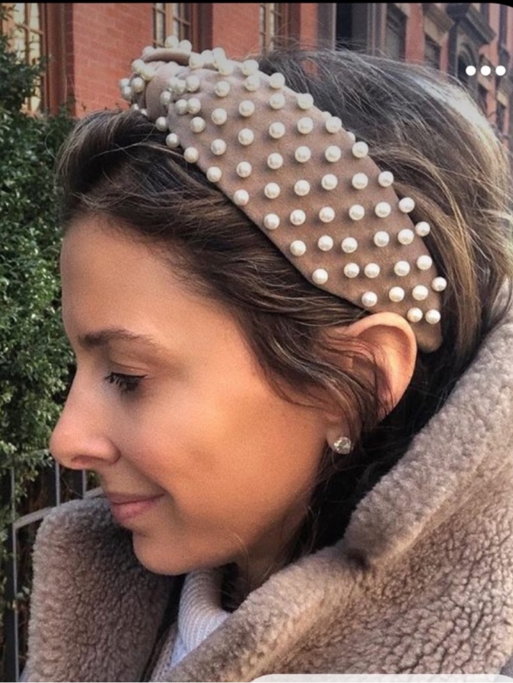 Lele Sadoughi Beige Pearl Headband